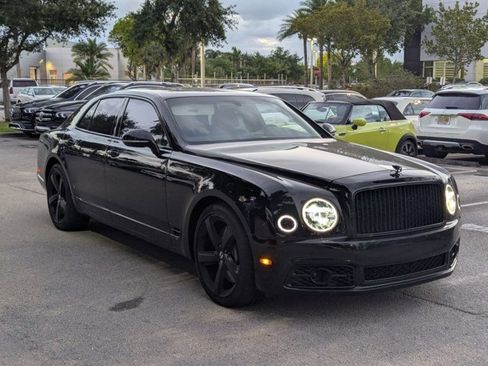 Used 2020 Bentley Mulsanne Speed image 3