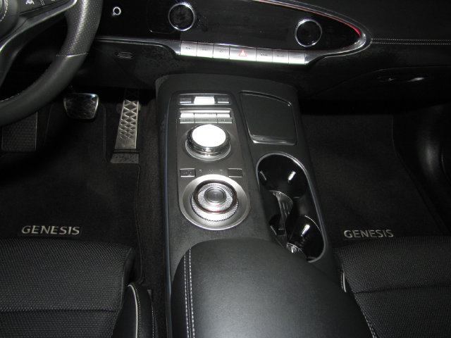 Used 2023 Genesis GV70 2.5T w/ Sport Prestige Package AWD/4WD image 38