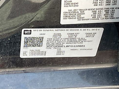 Used 2023 Chevrolet Silverado 1500 ZR2 w/ Technology Package AWD/4WD image 34