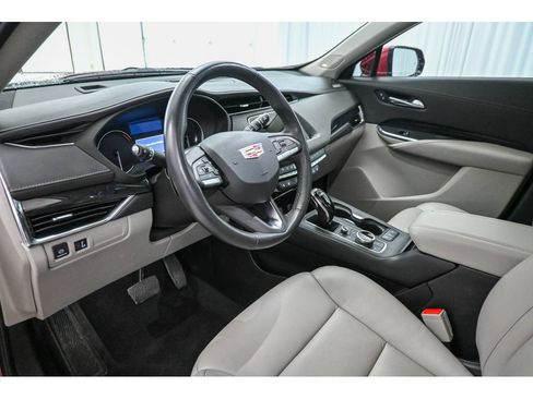 Used 2023 Cadillac XT4 Premium Luxury AWD/4WD image 11