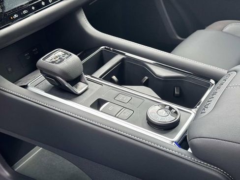 New 2026 Nissan Pathfinder SL image 28