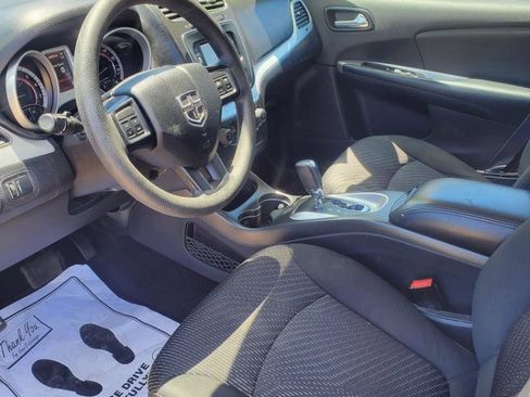Used 2016 Dodge Journey SXT w/ Comfort/Convenience Group FWD image 13
