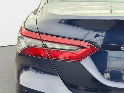 Certified 2021 Toyota Camry XLE image 11