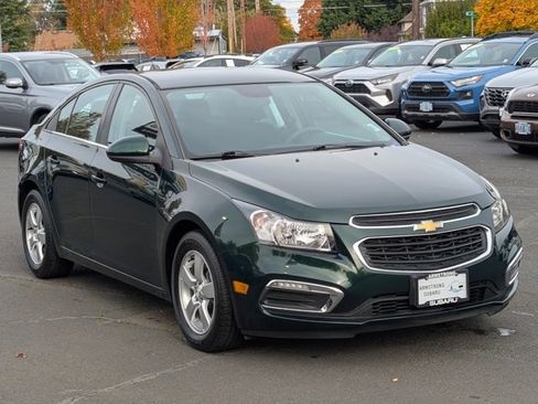 Used 2015 Chevrolet Cruze LT image 7
