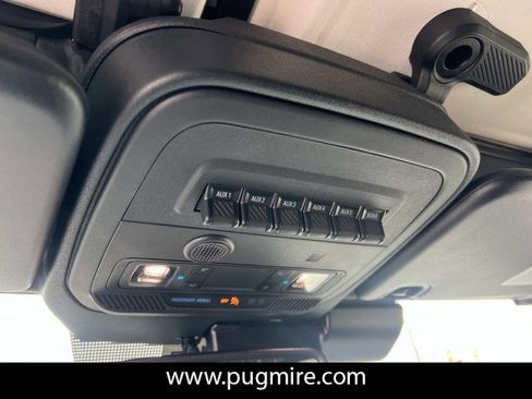 New 2025 Ford Bronco Raptor image 24