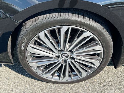Used 2023 Nissan Altima 2.5 SL AWD/4WD image 6