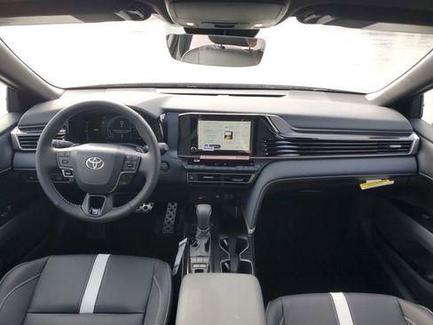 New 2026 Toyota Camry SE image 25