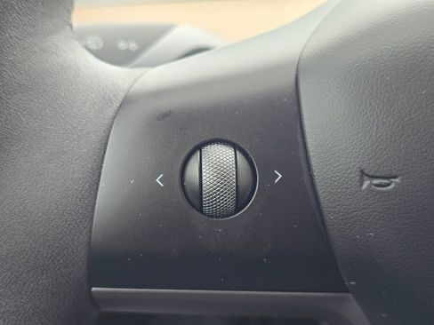 Used 2023 Tesla Model 3 Performance image 36