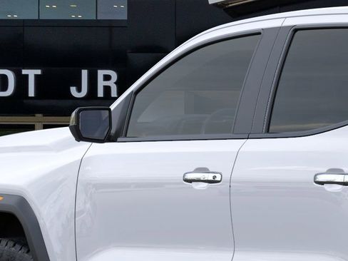 New 2026 GMC Canyon Denali AWD/4WD image 7