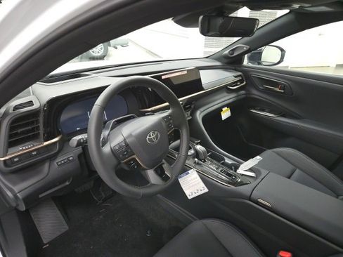 New 2026 Toyota Crown Platinum image 21