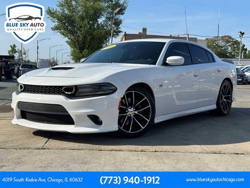 Used 2018 Dodge Charger R/T Scat Pack RWD image 1