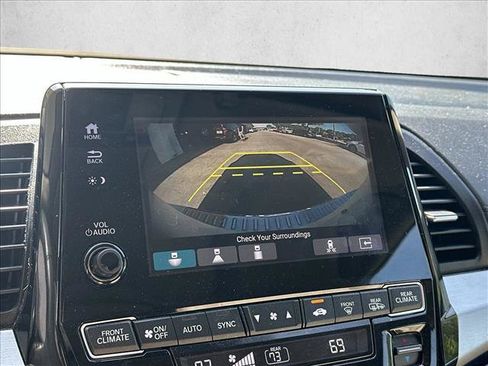 Used 2018 Honda Odyssey Elite image 12