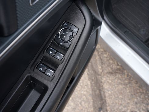 Used 2023 Ford Edge SEL w/ Convenience Package image 20