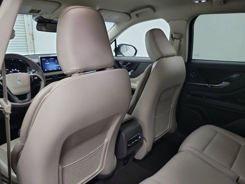 Used 2021 Lincoln Corsair Standard image 15