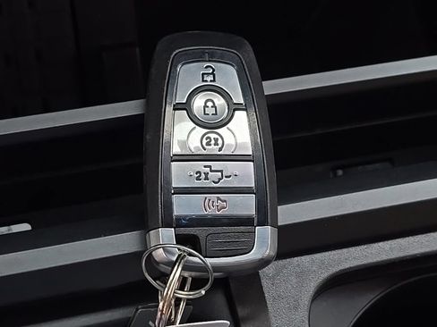 Used 2024 Ford F350 Lariat w/ Lariat Ultimate Package AWD/4WD image 7