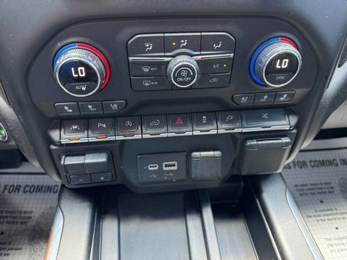 Used 2020 Chevrolet Silverado 1500 High Country w/ Safety Package II RWD image 53
