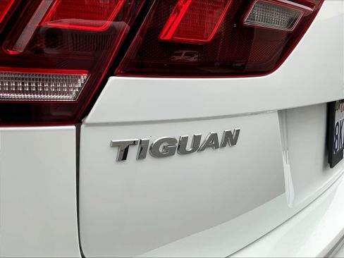 Used 2019 Volkswagen Tiguan S w/ Driver Assistance Package FWD image 30