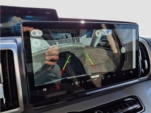 New 2026 Ford Expedition Active AWD/4WD image 13
