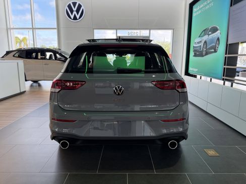 New 2026 Volkswagen GTI SE image 3