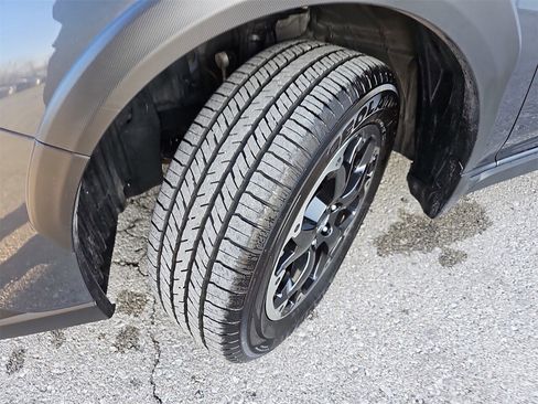 Used 2023 Subaru Crosstrek 2.0i Premium image 33