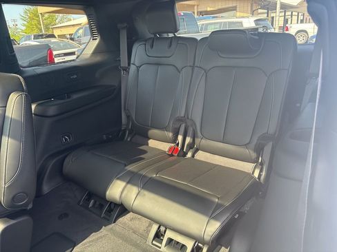 New 2026 Jeep Grand Cherokee L Limited AWD/4WD image 11