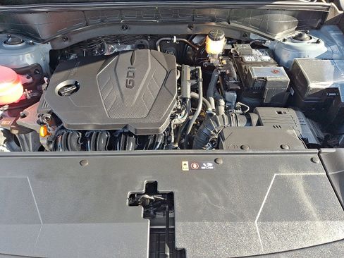 Used 2024 Kia Sorento S image 27