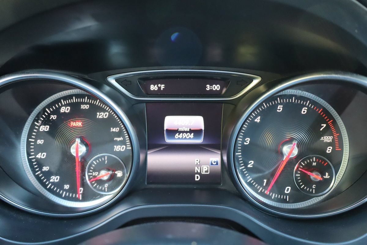 Used 2018 Mercedes-Benz CLA 250 4MATIC image 34