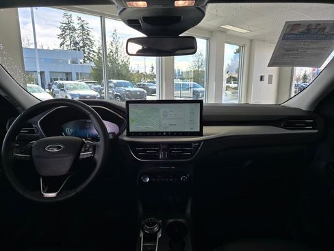 Used 2024 Ford Escape Platinum AWD/4WD image 24