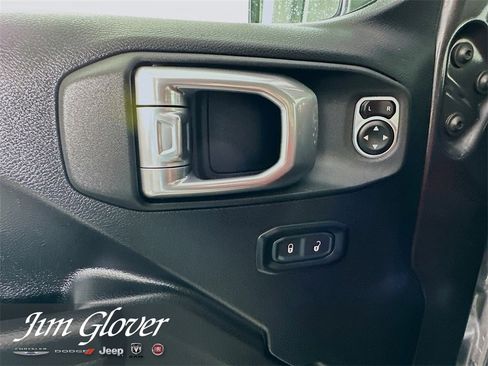 Used 2021 Jeep Wrangler Unlimited Rubicon image 21