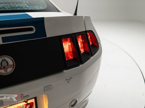 Used 2011 Ford Mustang GT Premium w/ Security Pkg RWD image 19