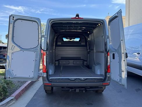 New 2026 Mercedes-Benz Sprinter 2500 image 6