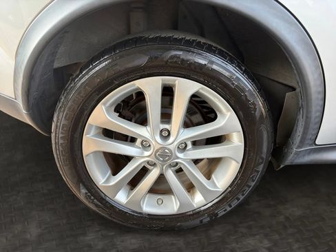 Used 2013 Nissan Juke SL AWD/4WD image 40