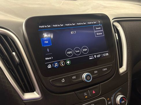 Used 2024 Chevrolet Malibu LS image 28