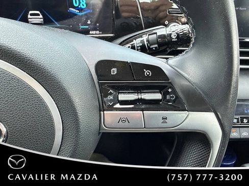 Used 2022 Hyundai Elantra SEL w/ Convenience Package FWD image 14