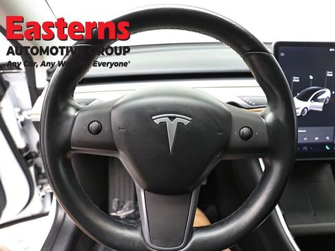 Used 2019 Tesla Model 3 Long Range image 10