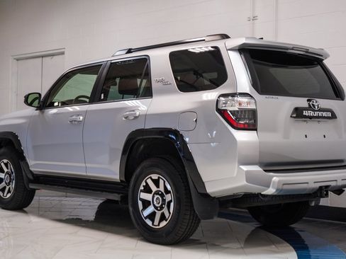 Used 2022 Toyota 4Runner TRD Off-Road image 7