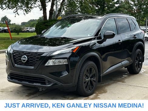 Certified 2023 Nissan Rogue SV w/ SV Premium B Package AWD/4WD image 7