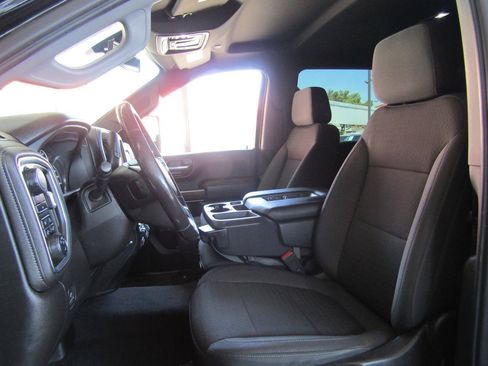 Used 2022 Chevrolet Silverado 2500 LT w/ Midnight Edition AWD/4WD image 9