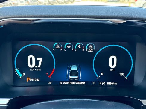 Certified 2021 Ford F150 Lariat w/ Equipment Group 502A High image 20