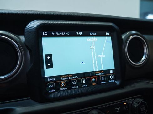 Used 2023 Jeep Wrangler Unlimited Rubicon 4xe w/ Cold Weather Group AWD/4WD image 25
