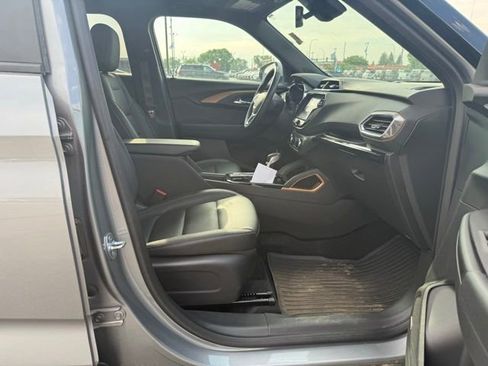 Used 2023 Chevrolet TrailBlazer ACTIV w/ Sun and Liftgate Package AWD/4WD image 12