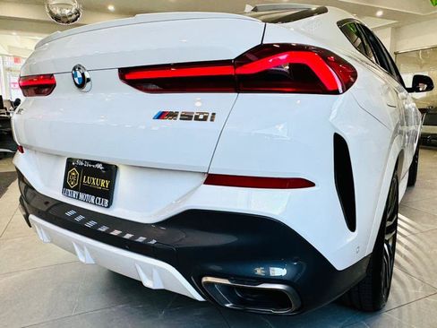 Used 2023 BMW X6 M50i w/ Parking Assistance Package image 9
