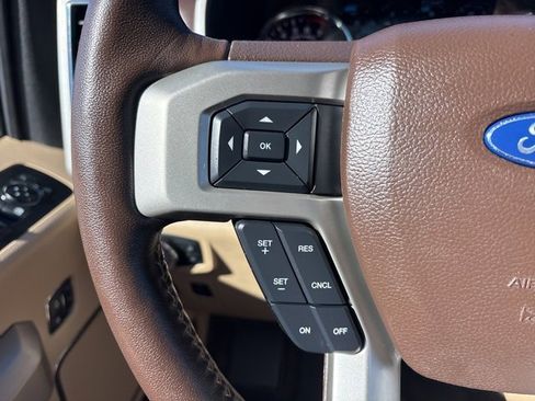 Used 2019 Ford F150 Lariat w/ Equipment Group 502A Luxury image 8