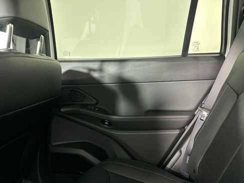 New 2026 Jeep Cherokee Overland AWD/4WD image 15