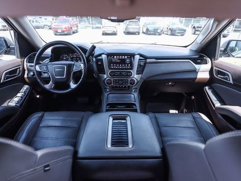 Used 2019 GMC Yukon Denali w/ Denali Ultimate Package AWD/4WD image 23