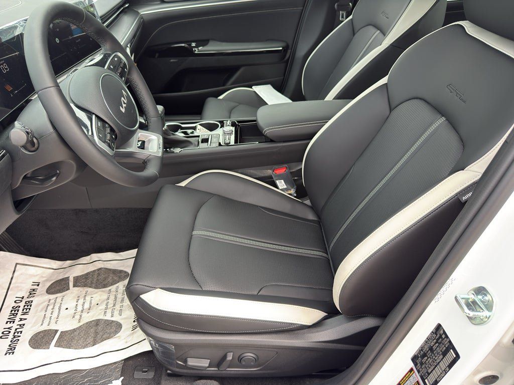 New 2026 Kia K5 GT-Line w/ GT-Line Premium Package FWD image 10