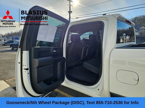 Used 2024 Chevrolet Silverado 2500 Custom w/ Custom Value Package image 17