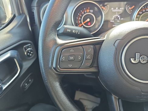 Used 2022 Jeep Wrangler Sport image 19
