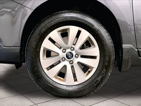 Used 2019 Subaru Outback 2.5i Premium AWD/4WD image 8