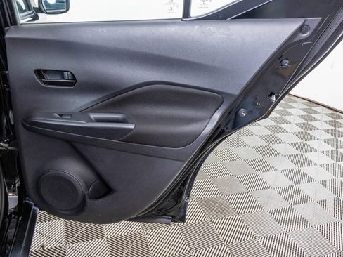 Used 2022 Nissan Kicks S FWD image 41